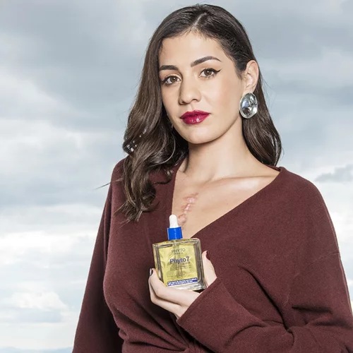 Like magic | Το έλαιο φροντίδας που δεν ήξερες ότι χρειάζονται τα μαλλιά σου