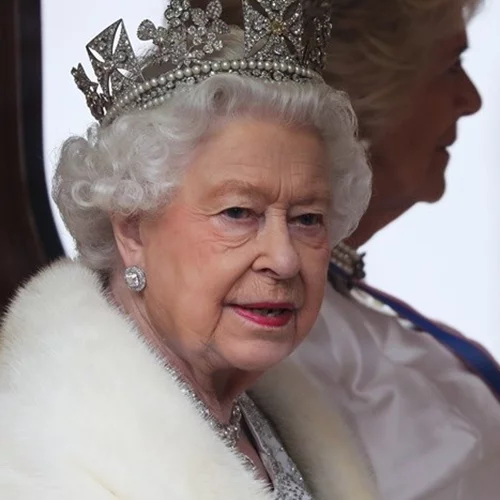 Ο βασιλιάς Κάρολος θα τιμήσει ιδιωτικά τη μνήμη της μητέρας του, βασίλισσας Ελισάβετ