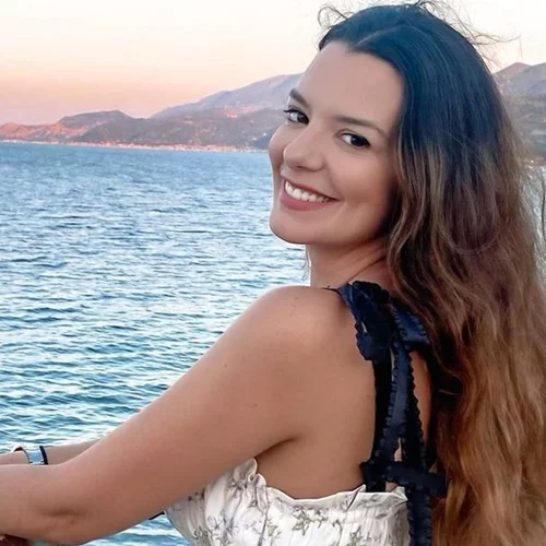 "Γιορτάζοντας τρία χρόνια μητρότητας" | Η γλυκιά ανάρτηση της Νικολέττας Ράλλη με αφορμή τα γενέθλια της κόρης της