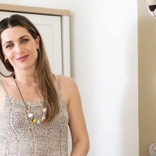 Βασιλική Τρουφάκου | Μας ξεναγεί στο δωμάτιο του γιου της – Ένας χαρούμενος ζωολογικός κήπος