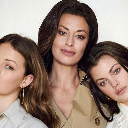 Δωροθέα και Γαία Μερκούρη | Μαμά και κόρη φοράνε τις πιτζάμες τους και μαγειρεύουν στο πιο χαριτωμένο βίντεο που θα δεις σήμερα