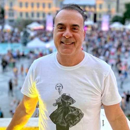 Ο Φώτης Σεργουλόπουλος μιλάει για το ναυάγιο στην Πύλο | "Έχουμε ζήσει προσφυγιά, οι περισσότεροι έχουμε μέσα στο αίμα μας τον ξεριζωμό..."