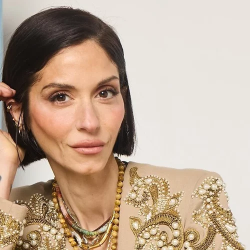 Σοφία Καρβέλα | Αυτό είναι το δημοφιλές σαμπουάν που χρησιμοποιεί