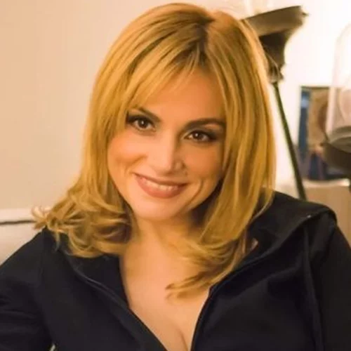 Ελεωνόρα Ζουγανέλη | Στη Μύκονο μαζί με τους γονείς της, Γιάννη Ζουγανέλη και Ισιδώρα Σιδέρη