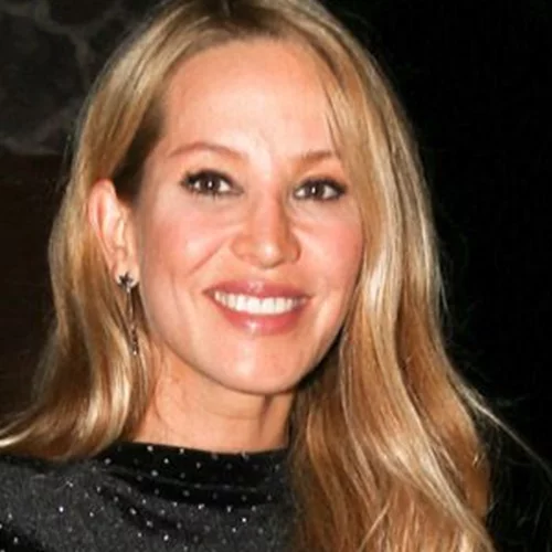 Αννίτα Ναθαναήλ | "Είμαι μόνη μου. Εγώ και ο Κρις έχουμε πλέον διαχωρίσει τις ζωές μας"