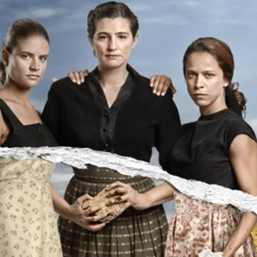 "Άγριες Μέλισσες" | Η συγκινητική φωτογραφία και το αποχαιρετιστήριο πάρτι για το τέλος της σειράς