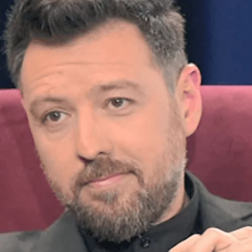 Μάνος Παπαγιάννης | "'Eχω καταστραφεί επαγγελματικά, οικονομικά. Κανένας δε θέλει να δουλέψει μαζί μου"