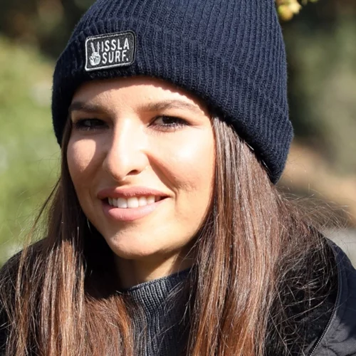 Εριέττα Κούρκουλου Λάτση | Κάνει πεζοπορία κρατώντας στην αγκαλιά της τον 10 μηνών γιο της