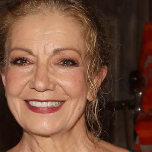 Αγνώριστη η Πέμη Ζούνη | H μεγάλη αλλαγή στην εμφάνισή της