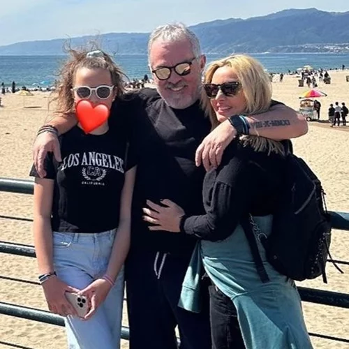 Ηλέκτρα Λύρα | Η σπάνια φωτογραφία από τα παιδικά της χρόνια και η εξομολόγηση της Πέγκυς Ζήνα