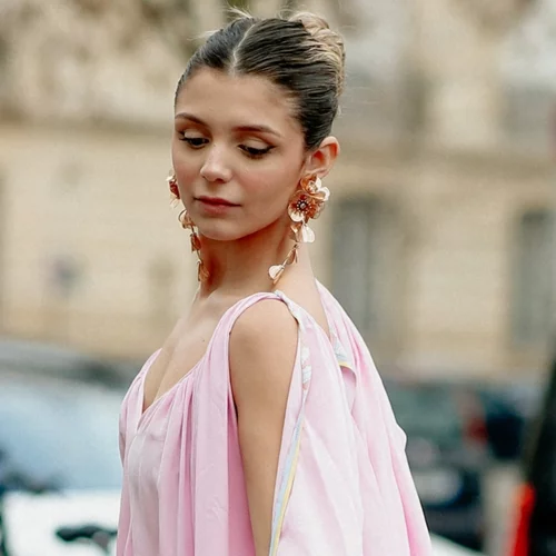 Είσαι καλεσμένη σε γάμο; Ξέρουμε πού να κάνεις το πιο τέλειο μακιγιάζ και μάλιστα εντελώς δωρεάν