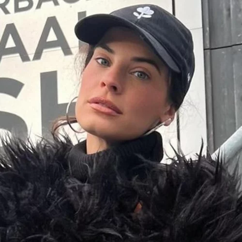 Χριστίνα Μπόμπα | Αποκαλύπτει την αληθινή της επιδερμίδα - και μια συνήθεια που πρέπει οπωσδήποτε να αποφεύγεις