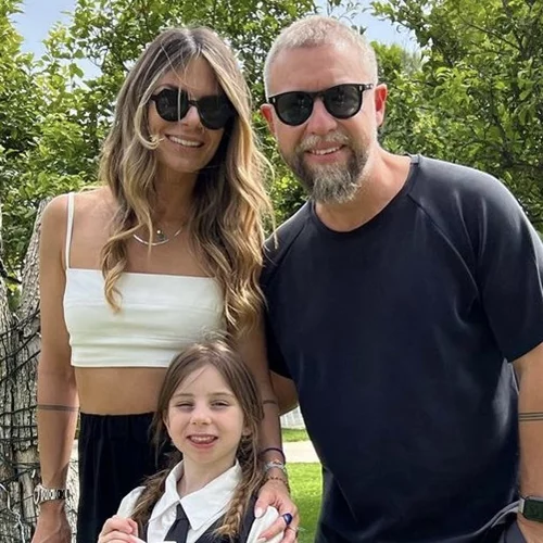 Γιάννης Βαρδής και Νατάσα Σκαφιδά | Η πανέμορφη και γλυκύτατη κόρη τους, Κατερίνα, πήγε για ψάρεμα με τη γιαγιά της