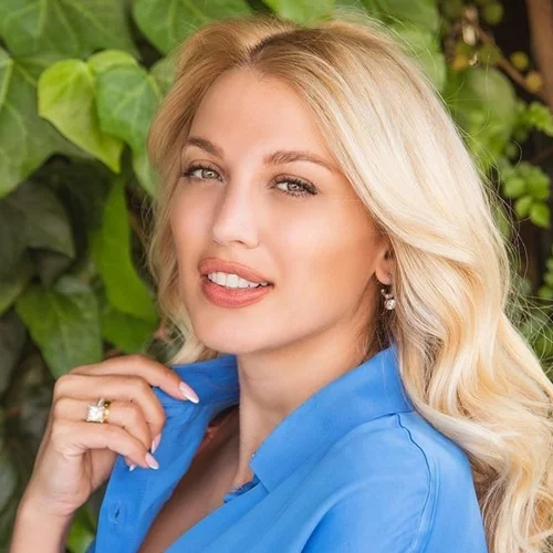 Η αποκάλυψη της Κωνσταντίνας Σπυροπούλου για τη βάπτιση του 5 μηνών γιου της και ο θρησκευτικός γάμος με τον Βασίλη Σταθοκωστόπουλου