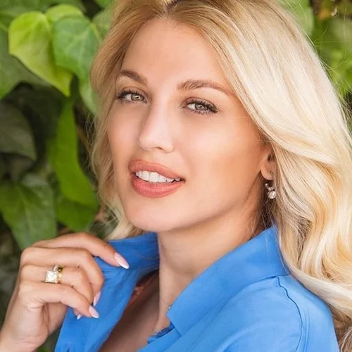 Η Κωνσταντίνα Σπυροπούλου "λιώνει" στη γυμναστική έξι μήνες μετά τη γέννηση του γιου της