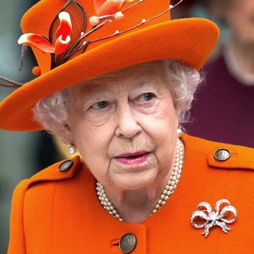 Ο λόγος που η βασίλισσα Ελισάβετ φορούσε το ίδιο βερνίκι νυχιών από το 1989