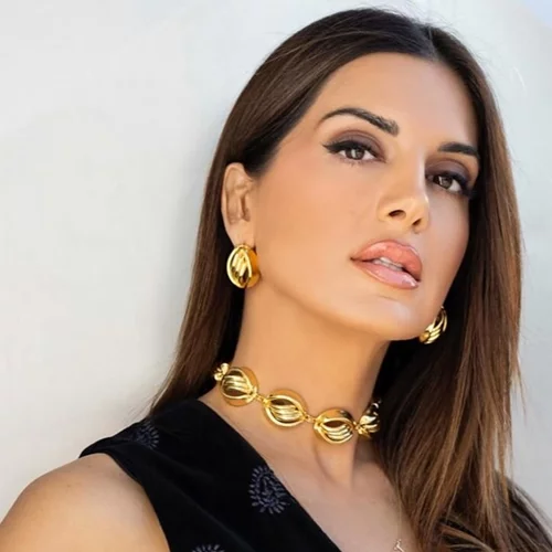 Σταματίνα Τσιμτσιλή | Το "καθαρό" μανικιούρ της ανήκει στις top τάσεις του 2024