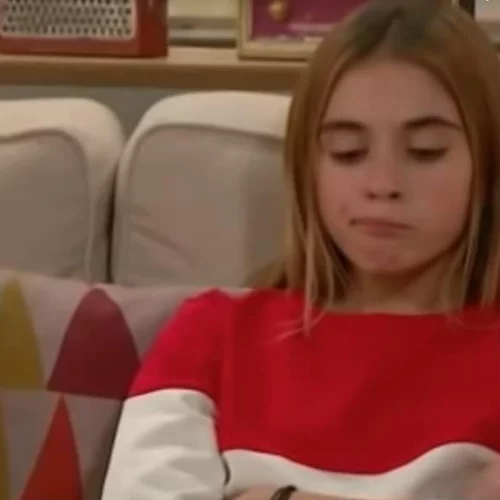 "Το σόι σου" | Πώς είναι σήμερα οι τηλεοπτικές κόρες της Βάσως Λασκαράκη, Σάντρα και Χαρά;