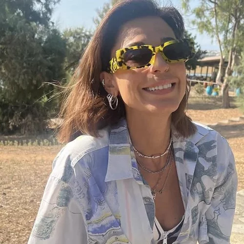 Κατερίνα Παπουτσάκη | Ποζάρει με μαγιό και μας δείχνει τις τέλειες αναλογίες της