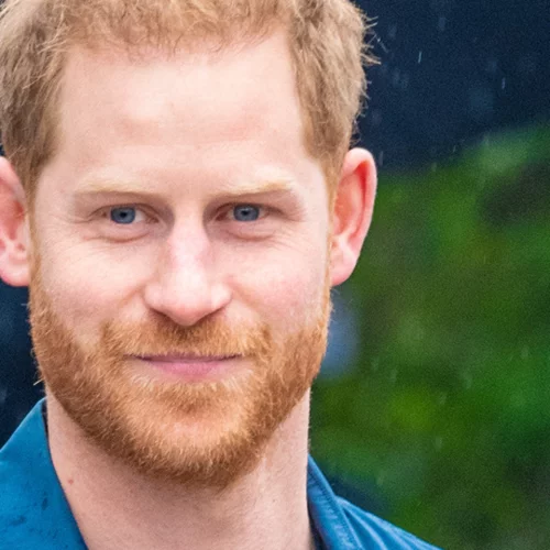 Ο πρίγκιππας Harry αποκαλύπτει πώς είναι να ζεις μία ζωή ως αναπληρωματικός διάδοχος του θρόνου, ως "ΡΕΖΕΡΒΑ"