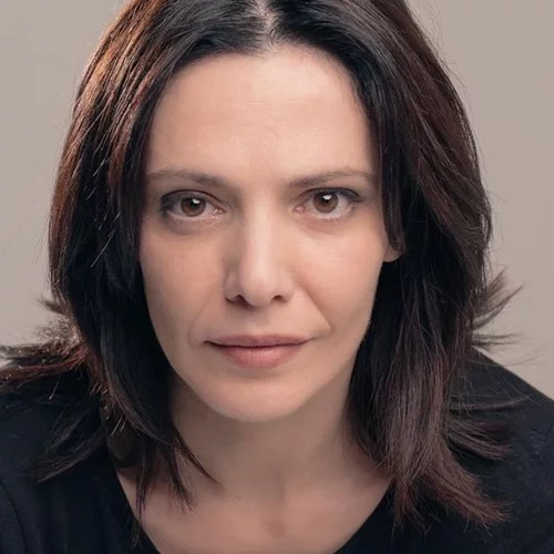 Η Μαριλίτα Λαμπροπούλου πιο όμορφη από ποτέ, σε μία σπάνια δημόσια εμφάνιση με τον σύζυγό της, Γιάννη Νταλιάνη