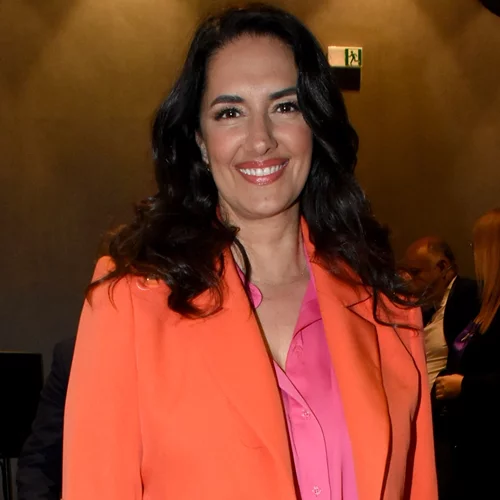 Η Νόνη Δούνια με μπουρνούζι και πετσέτα στα μαλλιά | Η εντυπωσιακή ανάρτησή της