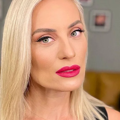 Ελεονώρα Μελέτη | "Δε μπορεί να βοηθήσει κανείς..."