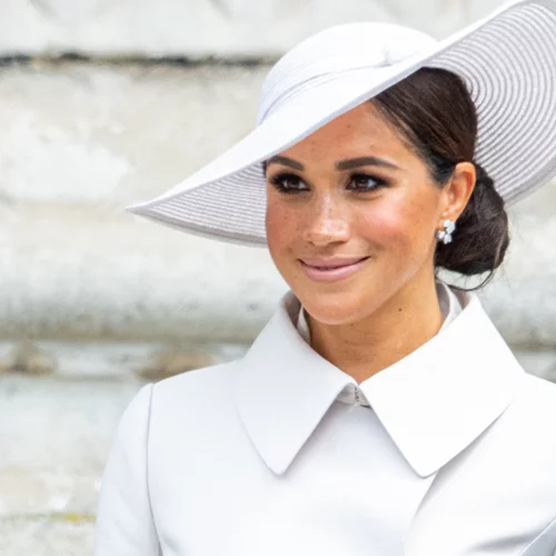 Meghan Markle | Έκανε πλαστικές επεμβάσεις για να μοιάσει στην Kate Middleton; Το viral βίντεο που κάνει τον γύρο του Internet