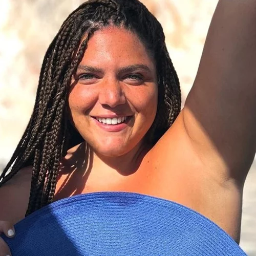 "Απευθύνσου σε έναν ψυχίατρο και σε έναν διαιτολόγο.." | Το μήνυμα που δέχθηκε στα social media η Δανάη Μπάρκα και η παραδειγματική της απάντηση