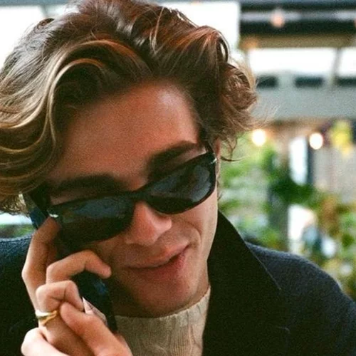 Αχιλλέας Γλύξμπουργκ | Ο γοητευτικός αδελφός της Μαρίας Ολυμπίας έχει James Dean vibes