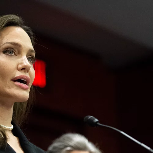 Angelina Jolie | Οι συγλονιστικές φωτογραφίες από την Ουκρανία