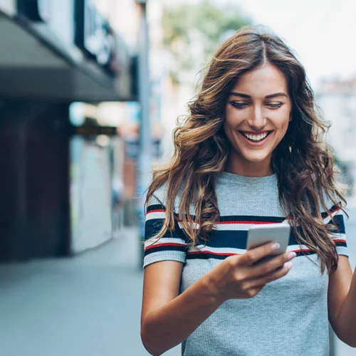 Editorial | Publisher's Notes: Scrolling εμμονές, εντελώς περιττές