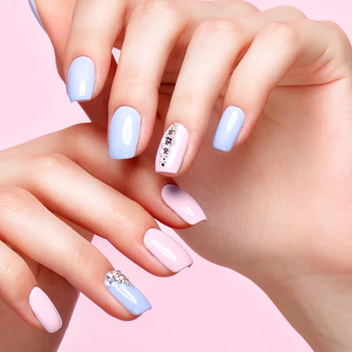 20 ανοιξιάτικα nail looks που πρέπει να δεις πριν πας για μανικιούρ
