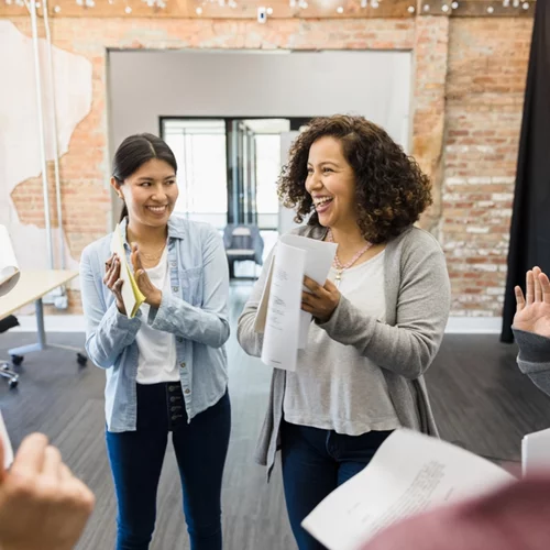 Δημοτικό Θέατρο Πειραιά | Κύκλος δράσεων - ''Μικρές ανθρώπινες γεωγραφίες''