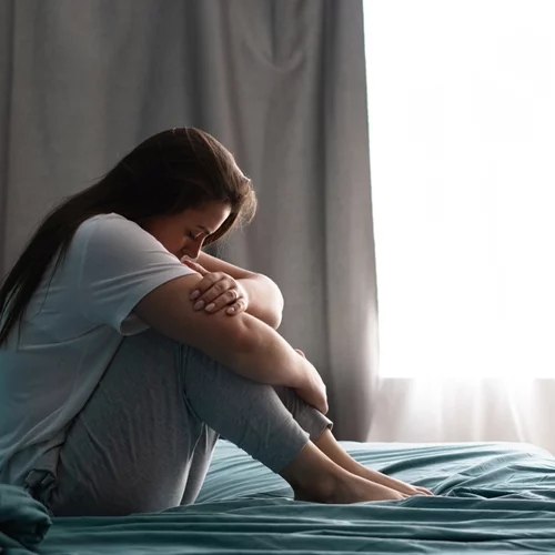 Σοκάρουν οι αποκαλύψεις θυμάτων του κυκλώματος trafficking | "Μου κατέβασε το εσώρουχο για να δει αν έχω περίοδο"