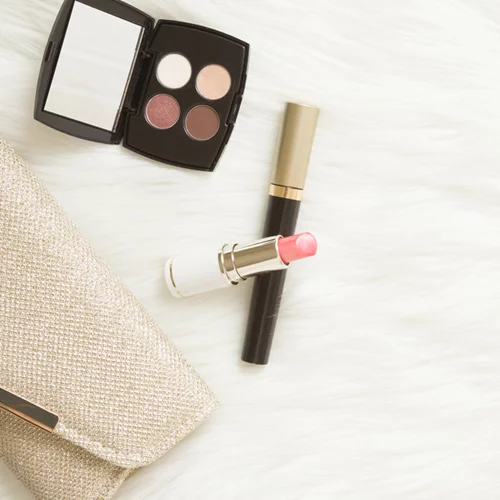 Bridal Emergency Kit | Όσα πρέπει να περιέχει απαραιτήτως το νεσεσέρ σου την ημέρα του γάμου σου