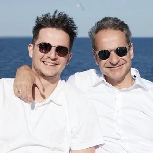 Κυριάκος Μητσοτάκης | Οι ευχές του στον 25χρονο Κωνσταντίνο Μητσοτάκη