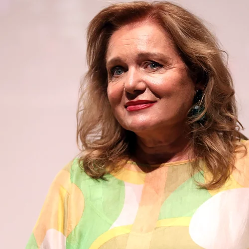 Μαρία Καβογιάννη | Το νέο χρώμα μαλλιών που χάρισε λάμψη στο πρόσωπό της