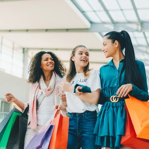 The Mall Athens | Δίνει άλλη διάθεση στις Δευτέρες μας με το "Free Movie Monday"