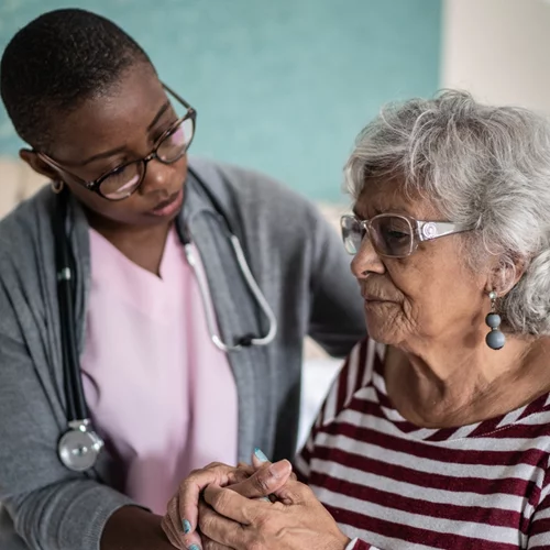 Οι αμερικανικές αρχές διεύρυναν την πρόσβαση σε μια νέα θεραπεία κατά του Αλτσχάιμερ