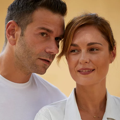 Θέλω να σου κρατώ το χέρι | Η θεατρική συνύπαρξη του Τάσου Ιορδανίδη με τη Θάλεια Ματίκα