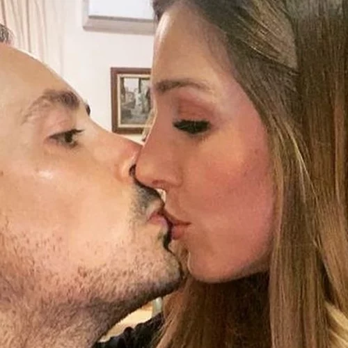 Πέτρος Κουσουλός – Όλγα Ζαφειροπούλου | Πλάνα από το εντυπωσιακό σπίτι του ζεγαριού