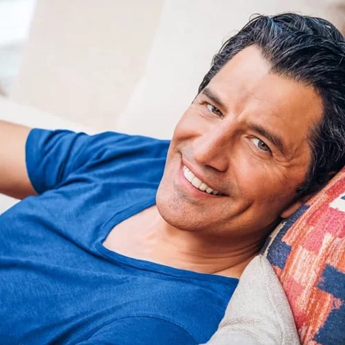 Σάκης Ρουβάς | "Δεν μοιάζεις για 50..."