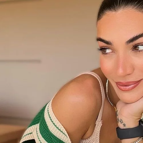 Η Ήβη Αδάμου δοκίμασε το πιο σέξι κούρεμα της φετινής άνοιξης