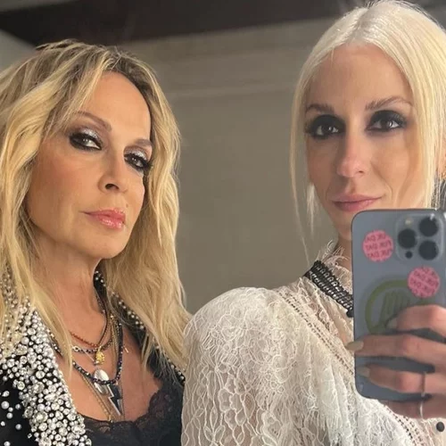 H Άννα Βίσση μιλάει πρώτη φορά για την περίοδο που η κόρη της, Σοφία Καρβέλα, μπήκε σε κέντρο για την απεξάρτηση από το αλκοόλ