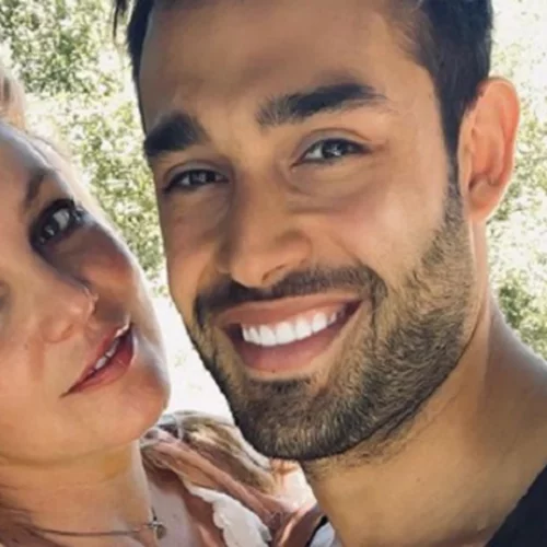 Sam Asghari | Απαντά σε όσους τον κατηγορούν σχετικά με το προγαμιαίο συμβόλαιο με την Britney Spears