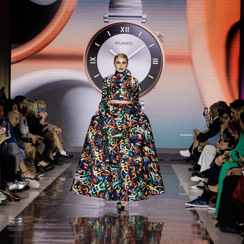 Η Huawei στηρίζει τους νέους σχεδιαστές ως χορηγός των New Designers Awards στο 33ο Athens Fashion Week