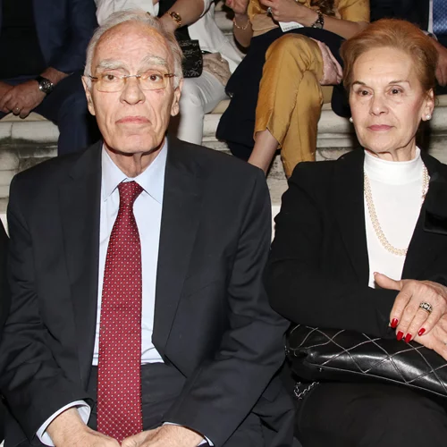 Βασίλης Λεβέντης | Αποκάλυψη της συζύγου του - Δεν έκανε το εμβόλιο γιατί είχε ανεπάρκεια νεφρών