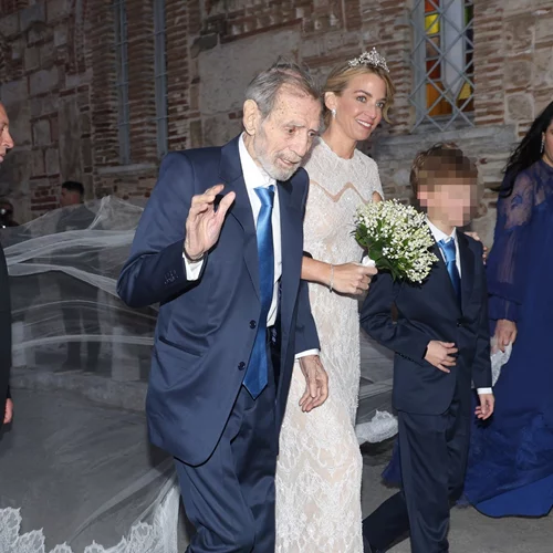 Χρυσή Βαρδινογιάννη | Το κομψό beauty look της στο γάμο της με τον Νικόλαο Ντε Γκρες