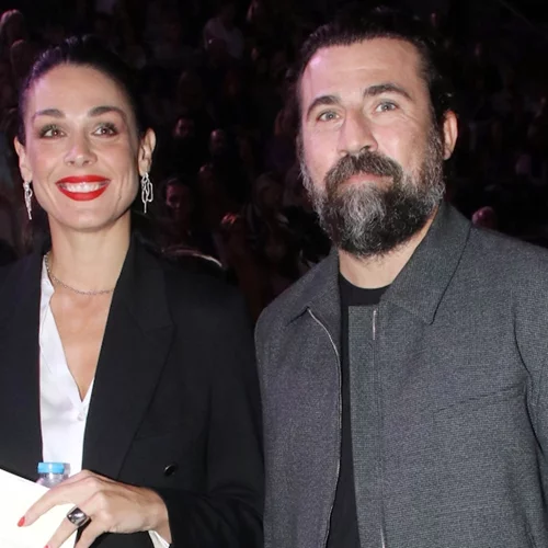 Ιωάννα Τριανταφυλλίδου-Κίμων Κουρής | Σπάνια κοινή εμφάνιση του ζευγαριού στην εκκλησία